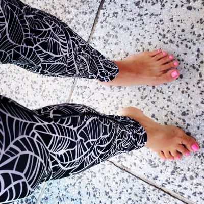 And the @lululemon #obsession continues…couldn't help but take these super #cute #printed #luxtreme #wunderunder #leggings home with me! #namaste #yoga #werk #fitness #fashion #fashionblogger #blog #summer #summerstyle #blackandwhite #style #gym #workout #legs #calves #ootd #whatiwore